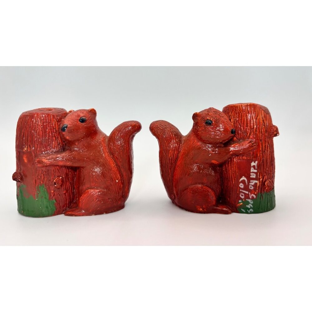 Vintage Hand-Painted Squirrel Salt & Pepper Shaker Set - Red & Green Ceramic
